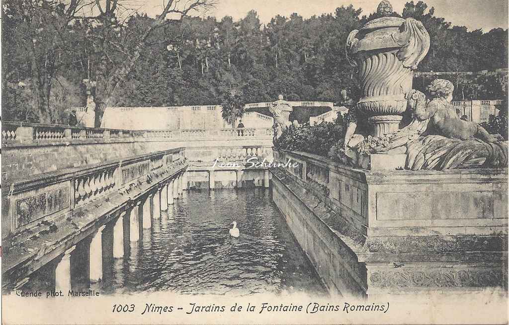 1003 - Jardins de la Fontaine (Bains Romains)