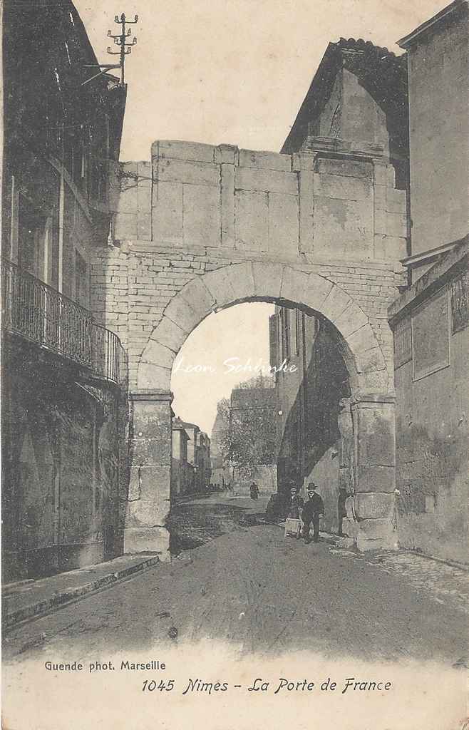 1045 - La Porte de France