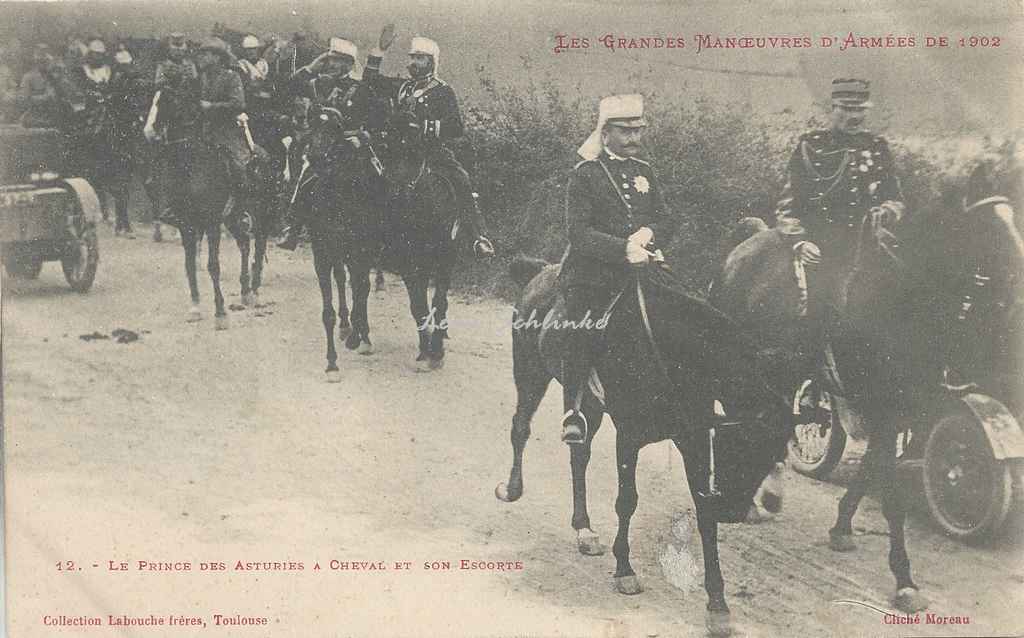 12 - Le Prince des Asturies à cheval et son escorte