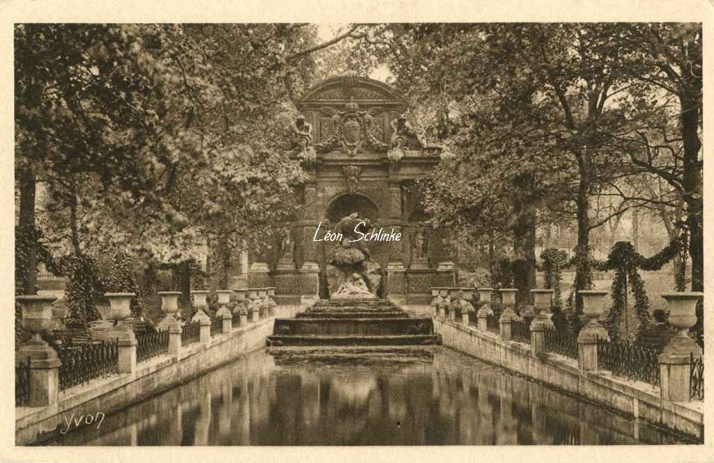 13 - La Fontaine Médicis, Jardin du Luxembourg