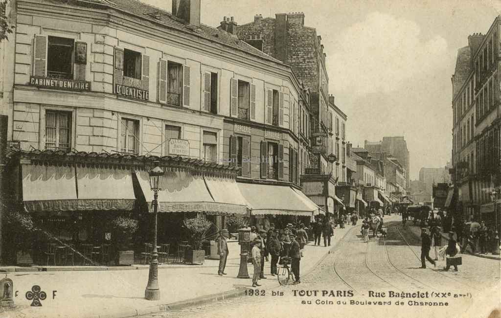 1332 bis - Rue Bagnolet au coin du Bd de Charonne