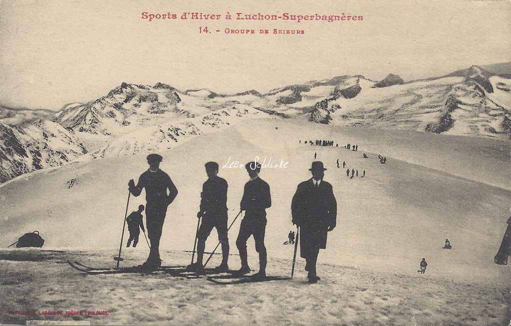 14 - Groupe de skieurs