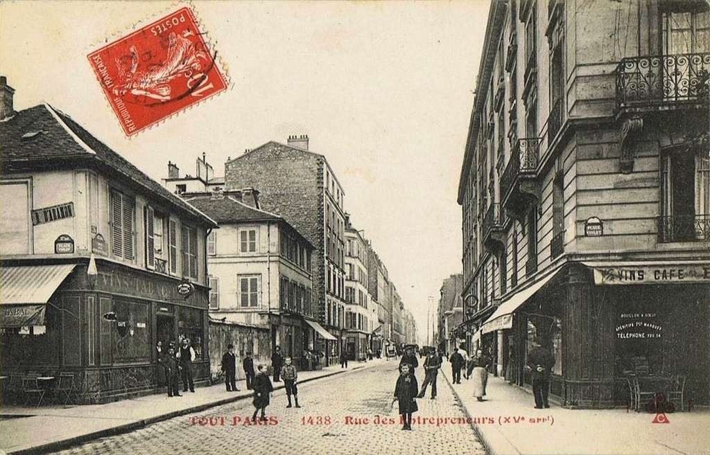 1438 - Rue des Entrepreneurs