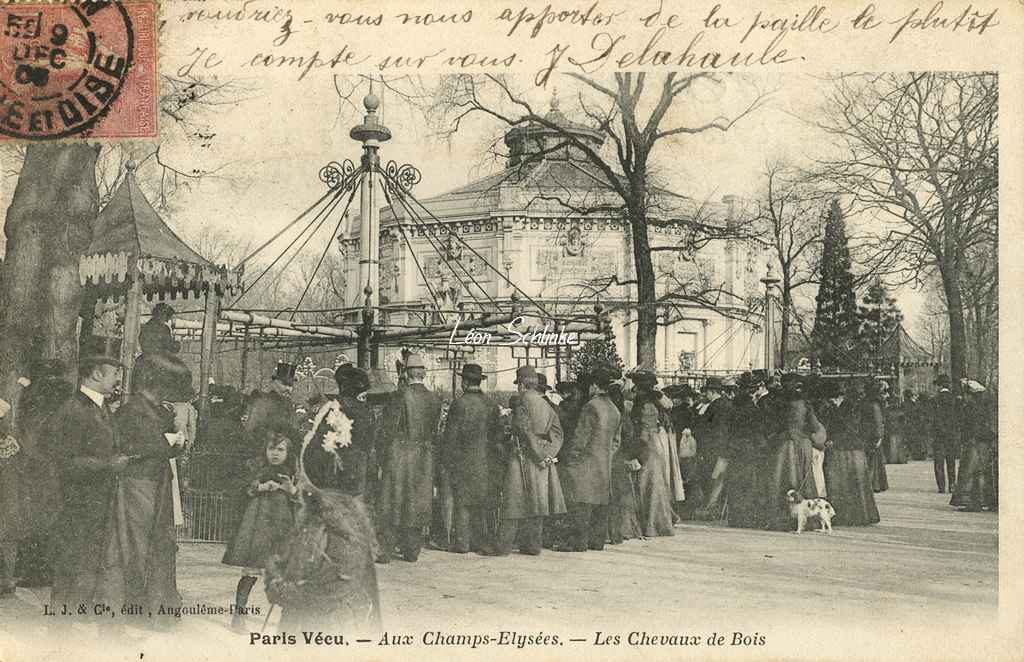 17 - Aux Champs-Elysées - Les Chevaux de Bois
