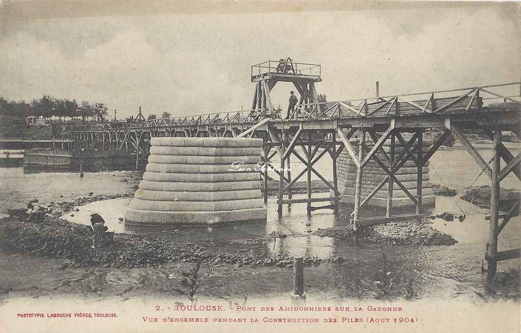 2 - Vue d'ensemble pendant la construction des piles (Août 1904)