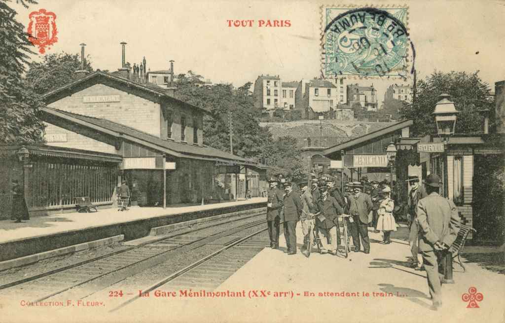 224 - La Gare Ménilmontant, en attendant le train