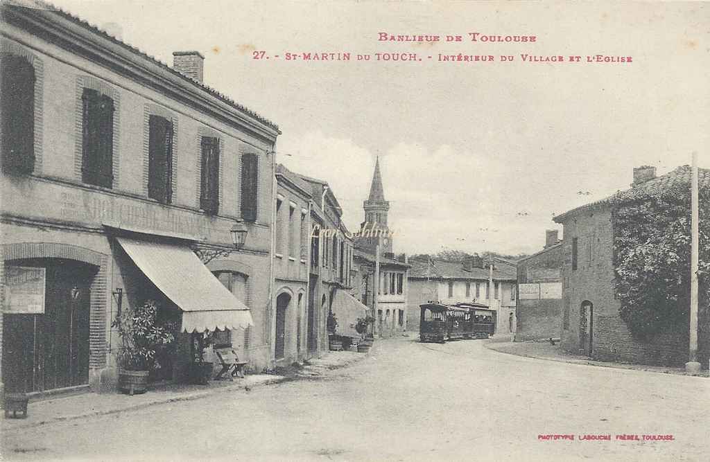 27 - Saint-Martin-du-Touch - Intérieur du Village et l'Eglise