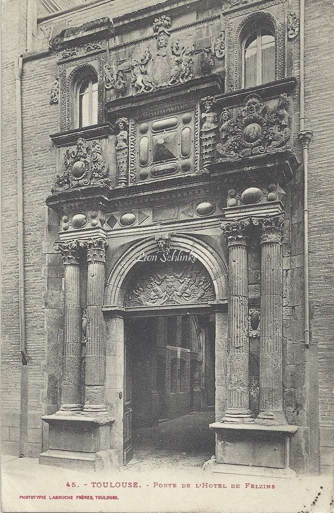 45 - Porte de l'Hôtel de Felzins