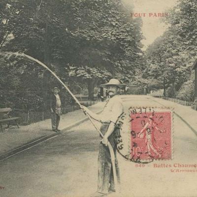 549 - Buttes-Chaumont - L' Arroseur