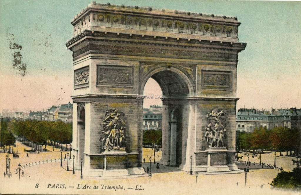 8 - PARIS - L'Arc de Triomphe.