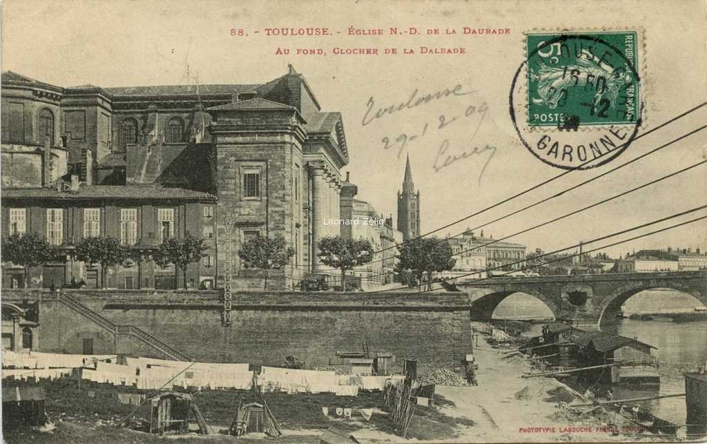 88 - Eglise Notre-Dame de la Daurade, au fond Clocher de la Dalbade