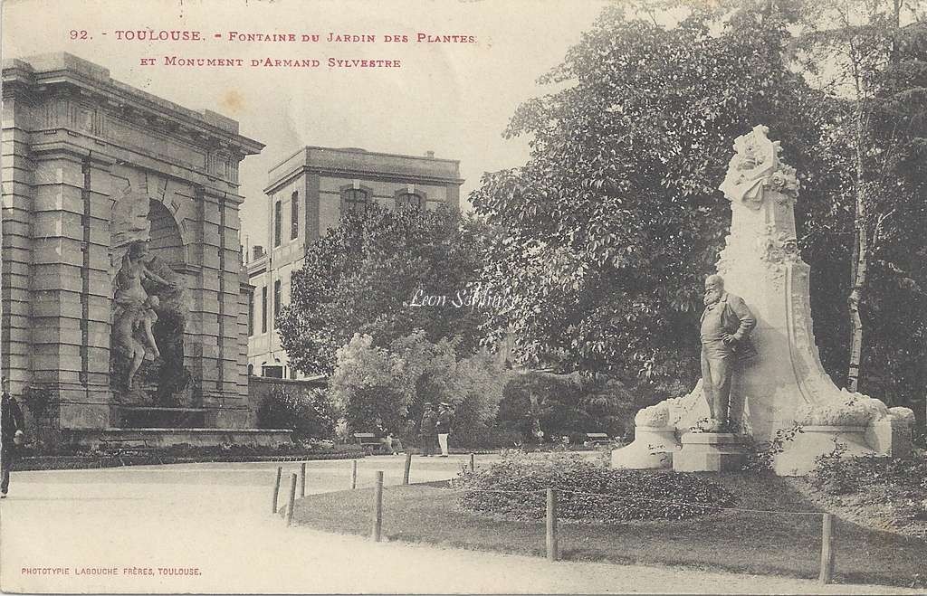 92 - Fontaine du Jardin des Plantes et Monument d'Armand Sylvestre