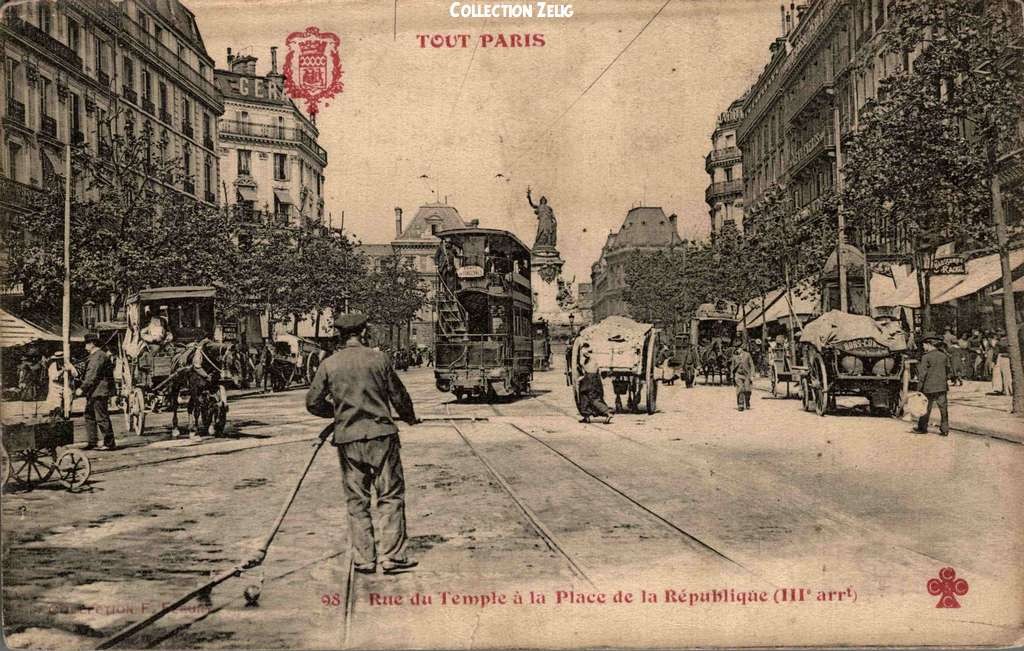 98 - Rue du Temple à la Place de la République