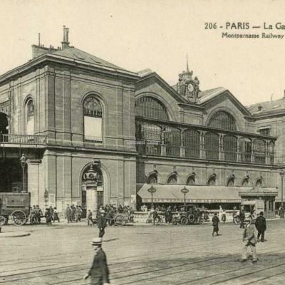 AP 206 - PARIS - La Gare Montparnasse