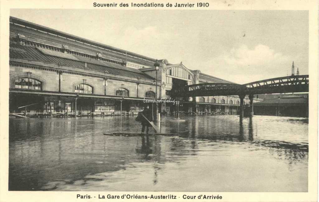 Breger A. - Inondations 1910 - Cour d'Arrivée de la Gare d'Orléans-Austerlitz