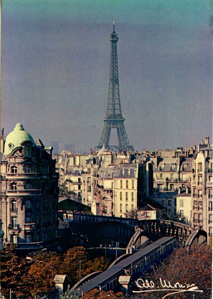 Cap-Théojac - Le métro aérien et la Tour Eiffel