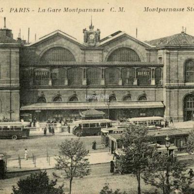 CM 555 - PARIS - La Gare Montparnasse