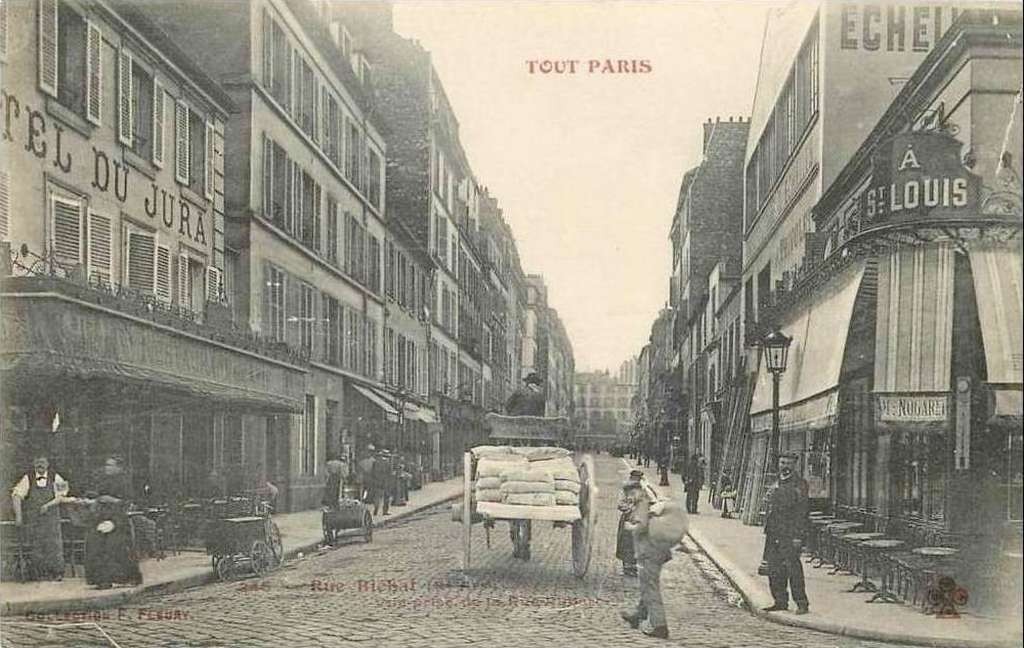 245 - Rue Bichat - Vue prise de la Rue Alibert