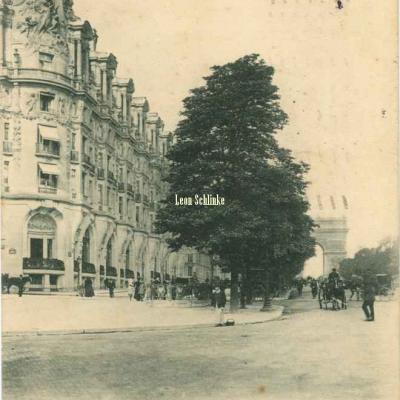 Inconnu 198 - Le Palace-Hôtel Avenue des Champs-Elysées