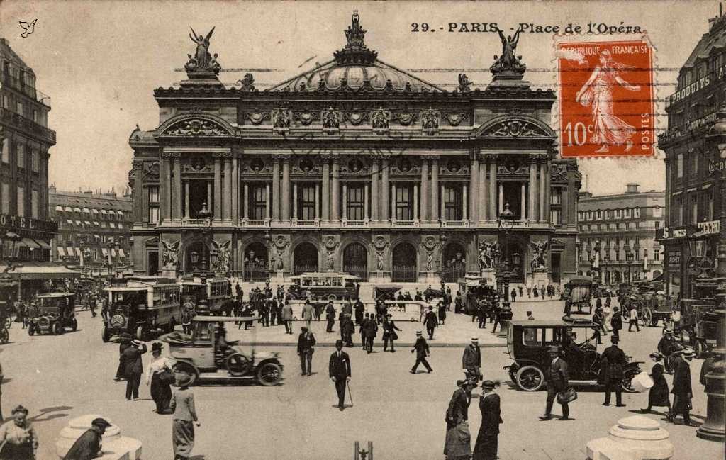 Inconnu 29 - PARIS - Place de l'Opéra