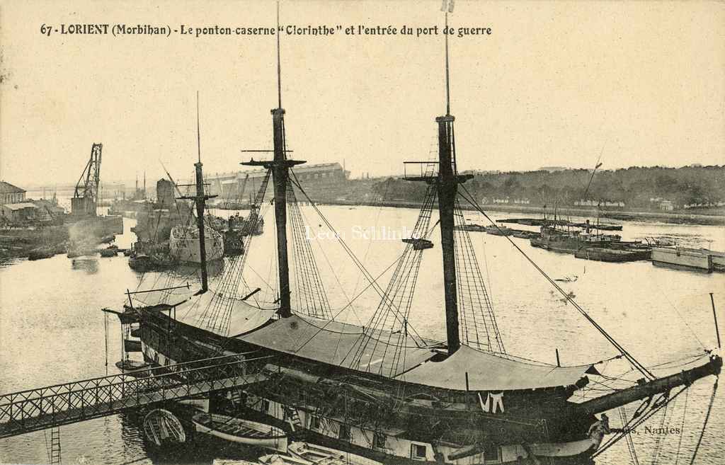 Lorient - Le ponton-caserne Clorinthe port de guerre (AN 67)