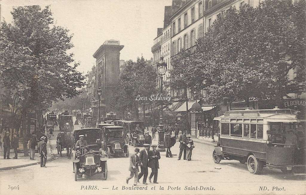 ND 3894 - Le Boulevard et la Porte Saint-Denis