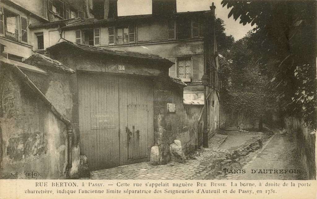 Rue Berton, à Passy