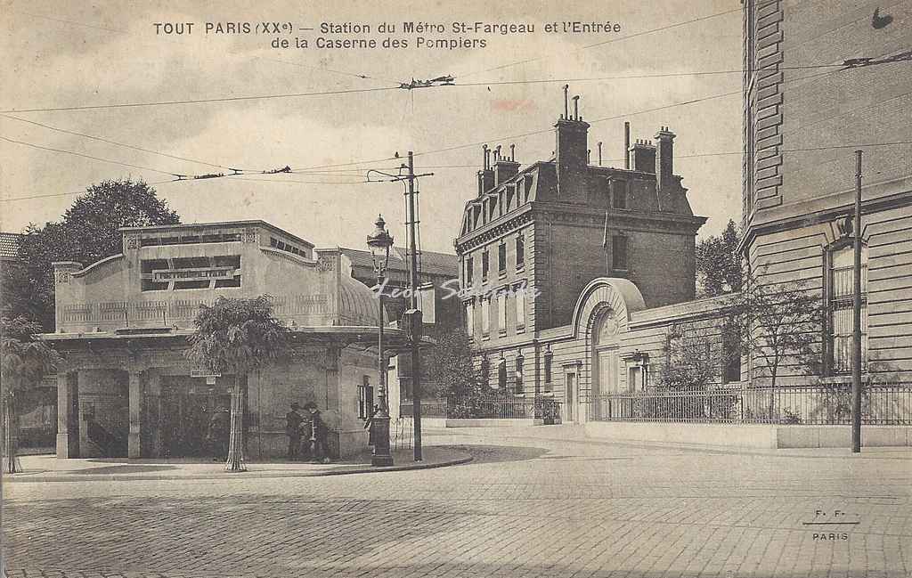 Tout Paris - Station du Métro St-Fargeau et Caserne des Pompiers