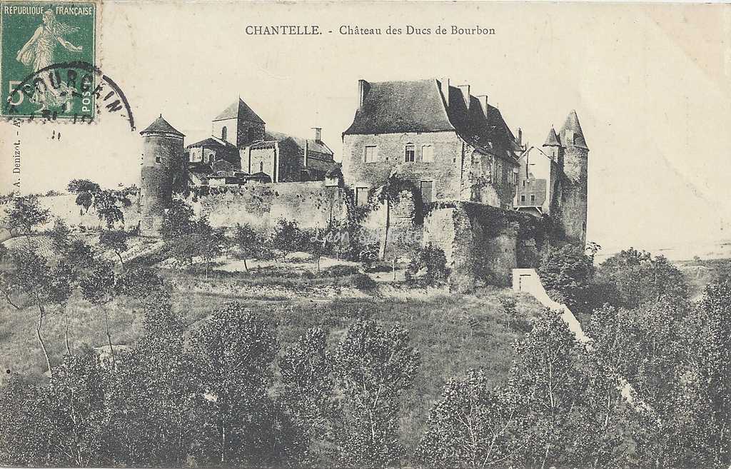 03-Chantelle - Château des Ducs de Bourbon (A.Denizot)