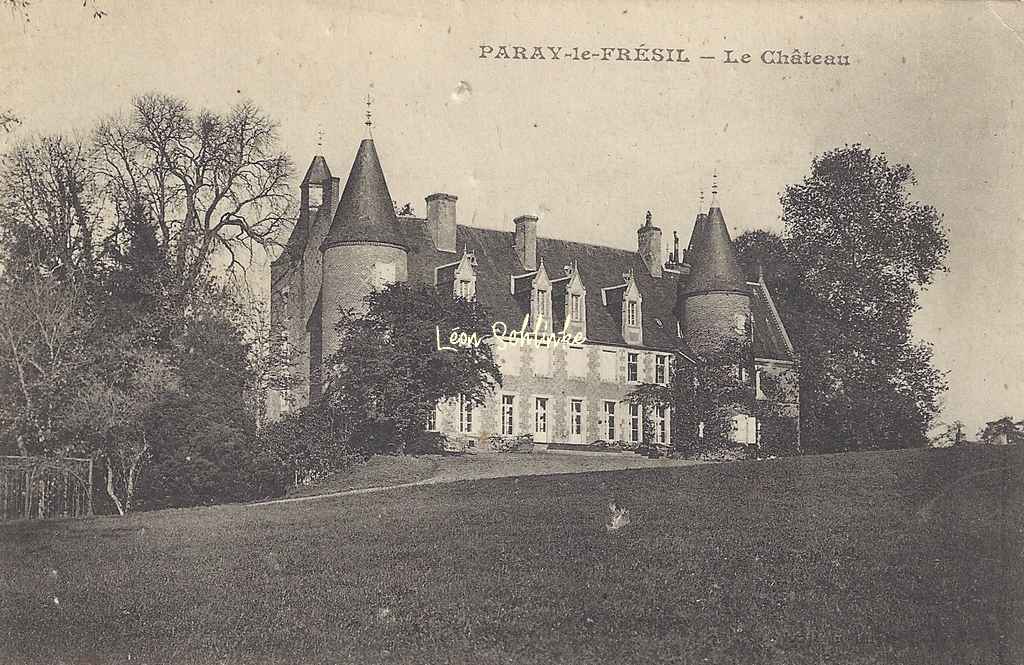 03-Paray-le-Frésil - Le Château (Phot. Desaix)