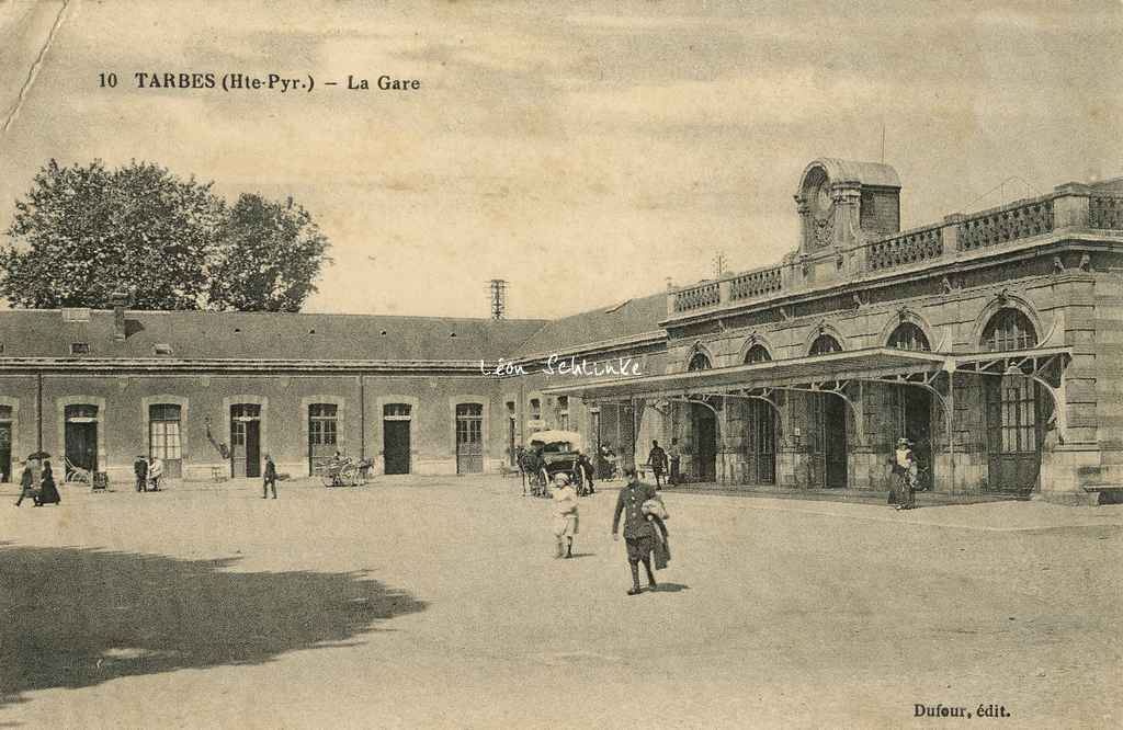 10 - La Gare