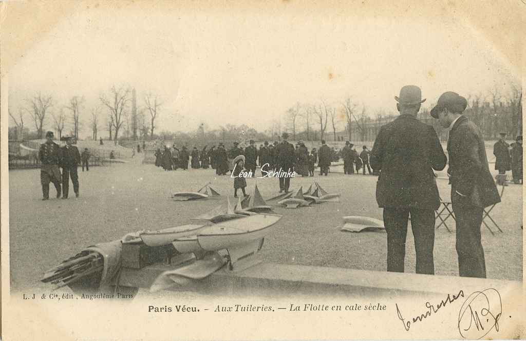 100 - Aux Tuileries - La Flotte en cale sèche