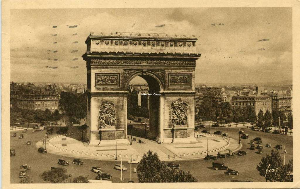 101 - Arc de Triomphe et place de l'Etoile