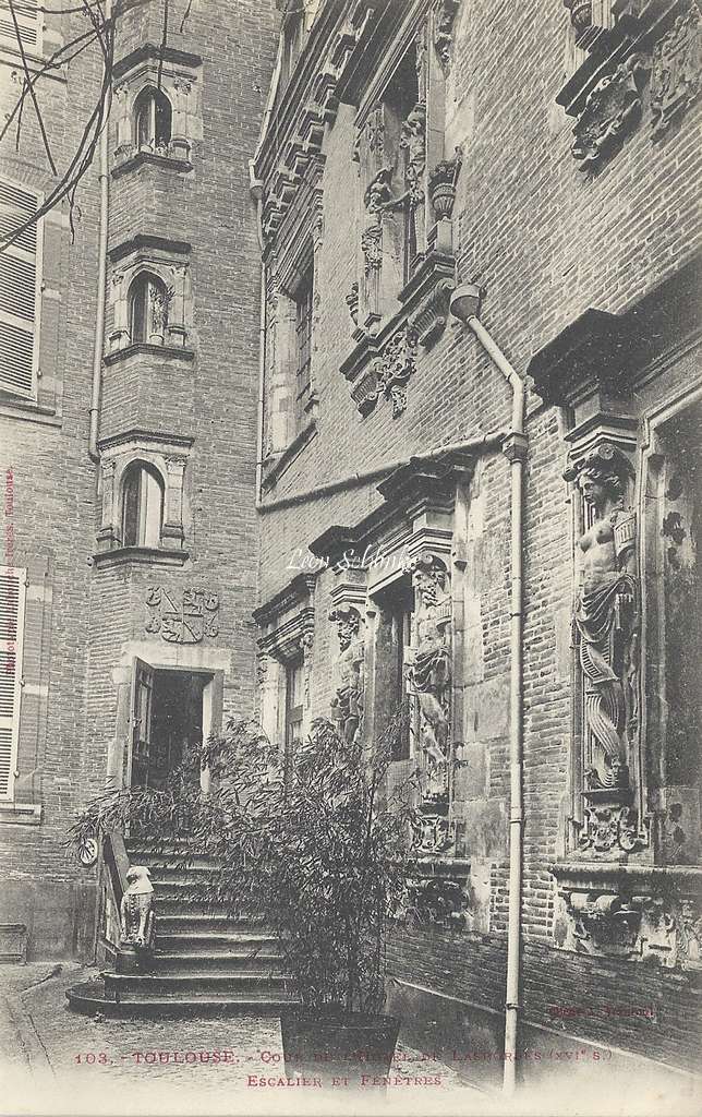 103 - Cour de l'Hôtel Lasbordes
