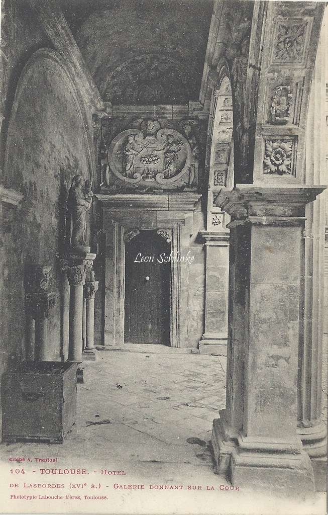104 - Hôtel de Lasbordes (XVI° siècle)