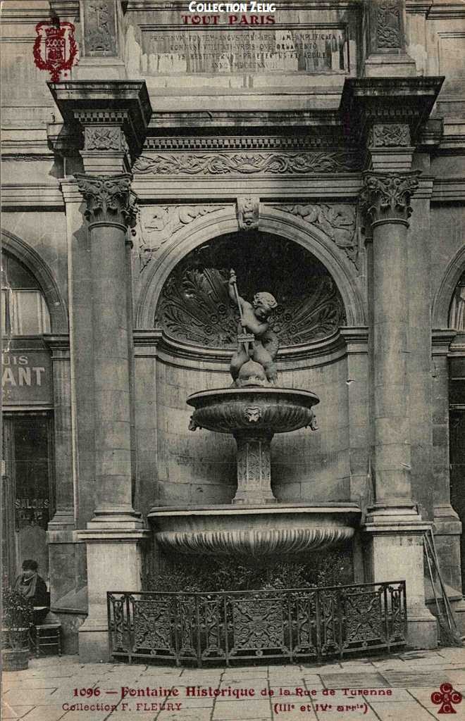 1096 - Fontaine historique de la Rue de Turenne