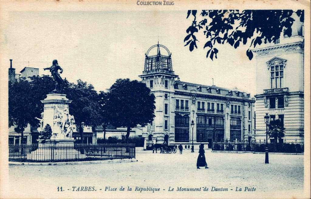 11 - Place de la République - Le Monument de danton - La Poste