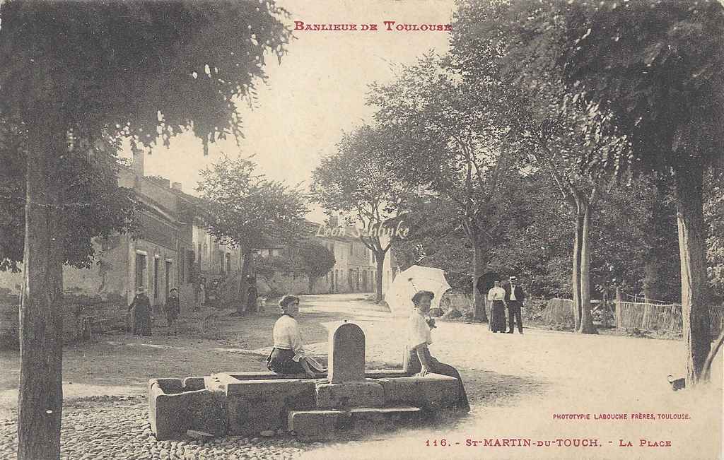 116 - Saint-Martin-du-Touch - La Place