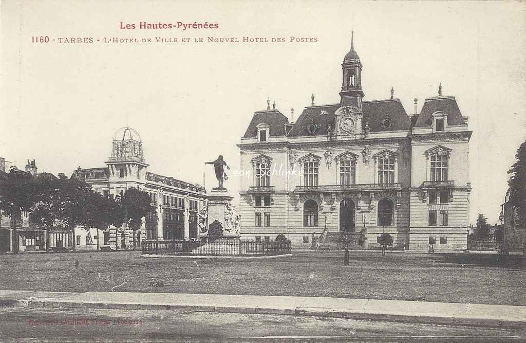 1160 - L'Hôtel de ville et le nouvel Hôtel des Postes (vue 1)