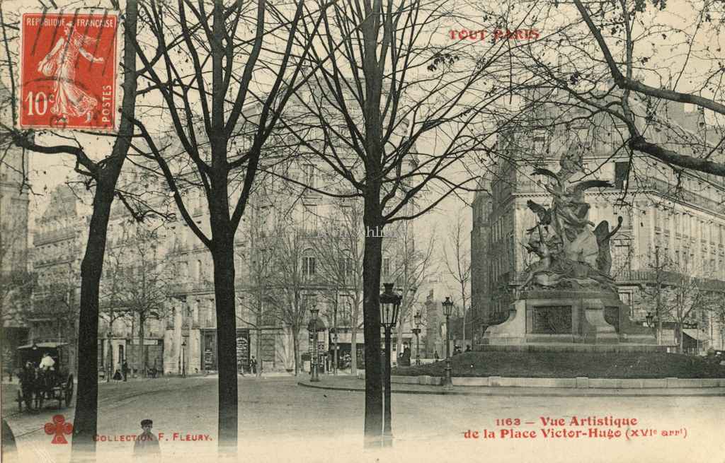 1163 - Vue artistique de la Place Victor-Hugo