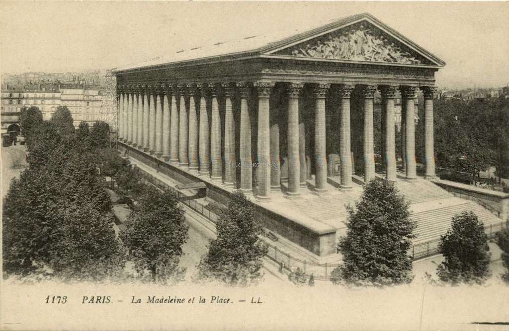 1173 - PARIS - La Madeleine et la Place