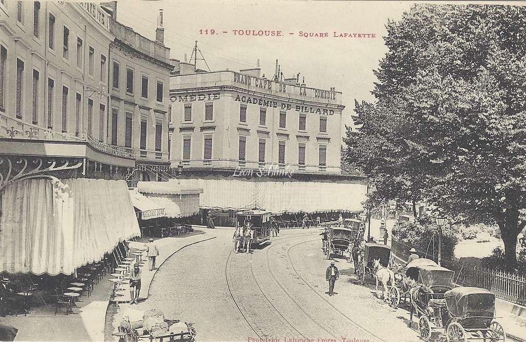 119 - Square Lafayette