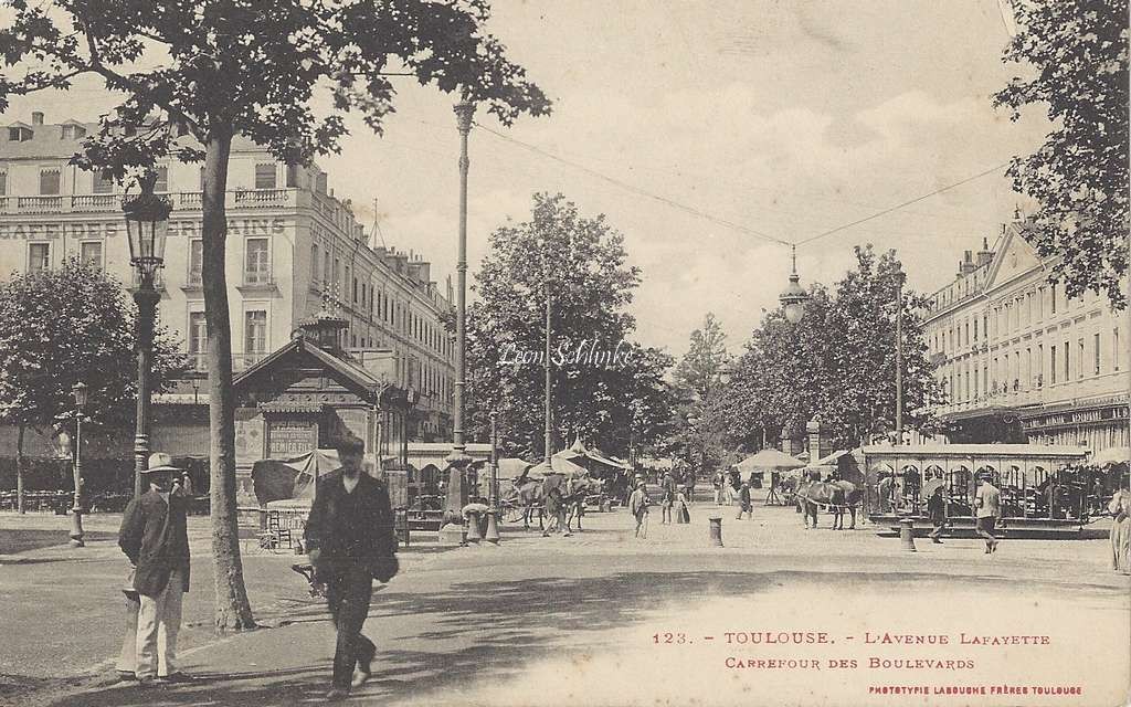 123 - L'avenue Lafayette - Carrefour des Boulevards