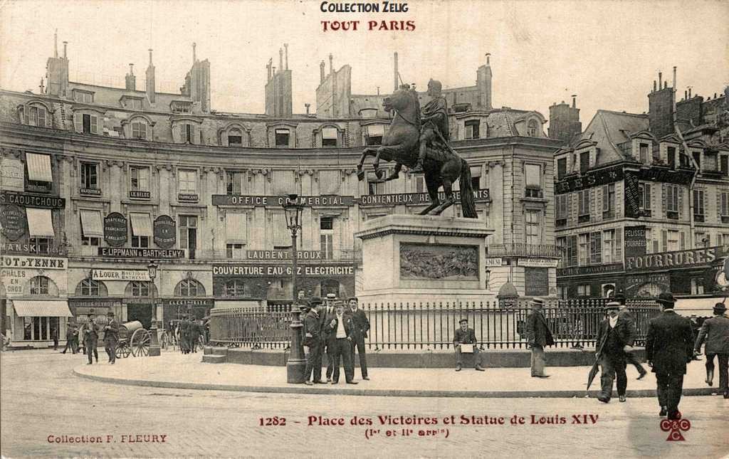 1282 - Place des Victoires et Statue de Louis XIV