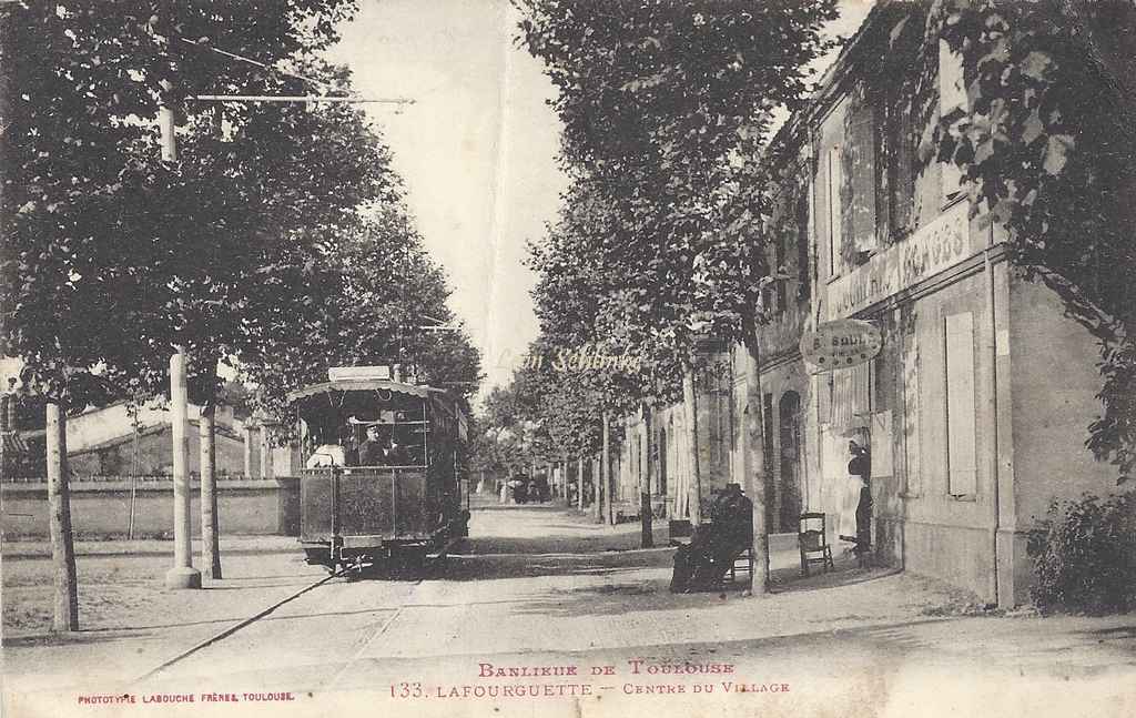 133 - Lafourguette - Centre du Village