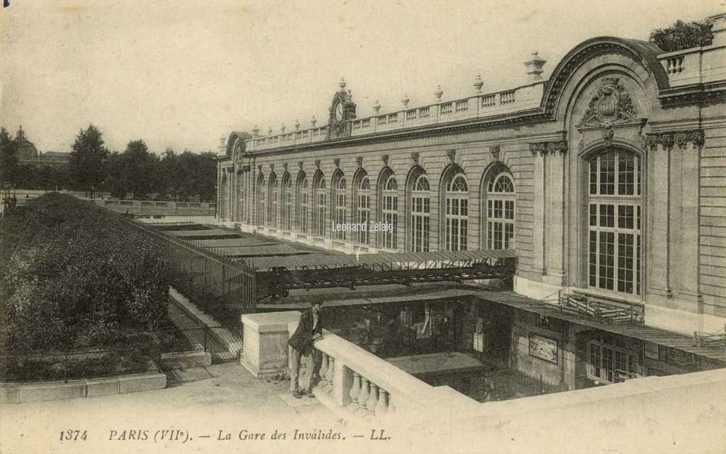1374 - PARIS - La Gare des Invalides