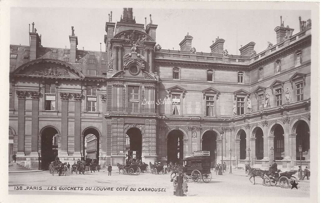 138 - Les Guichets du Louvre côté du Carrousel