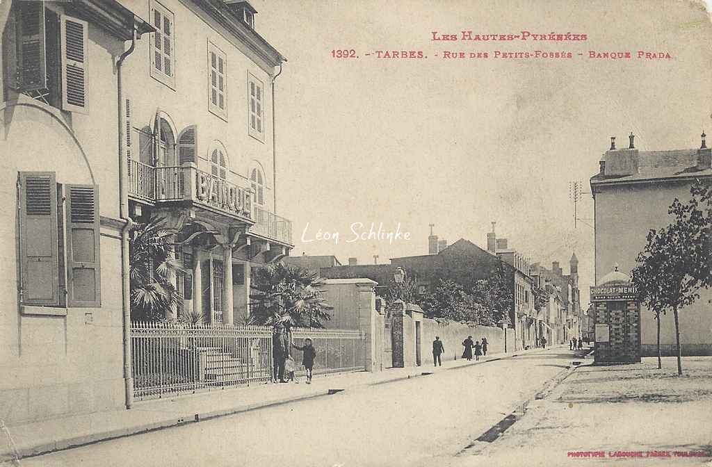1392 - Rue des Petits-Fossés - Banque Prada