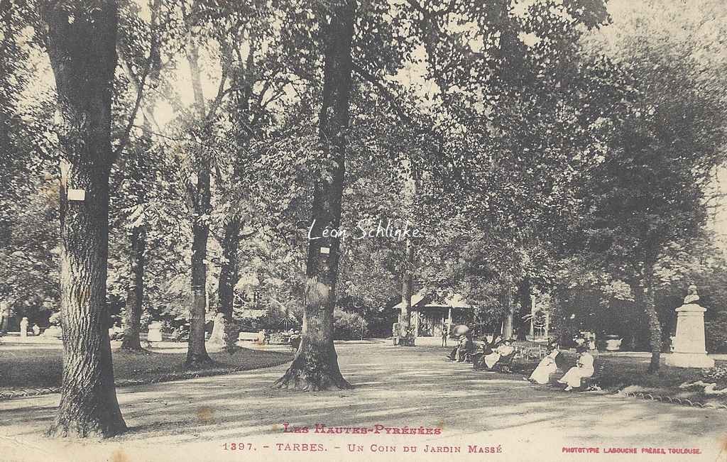 1397 - Un coin du Jardin Massey