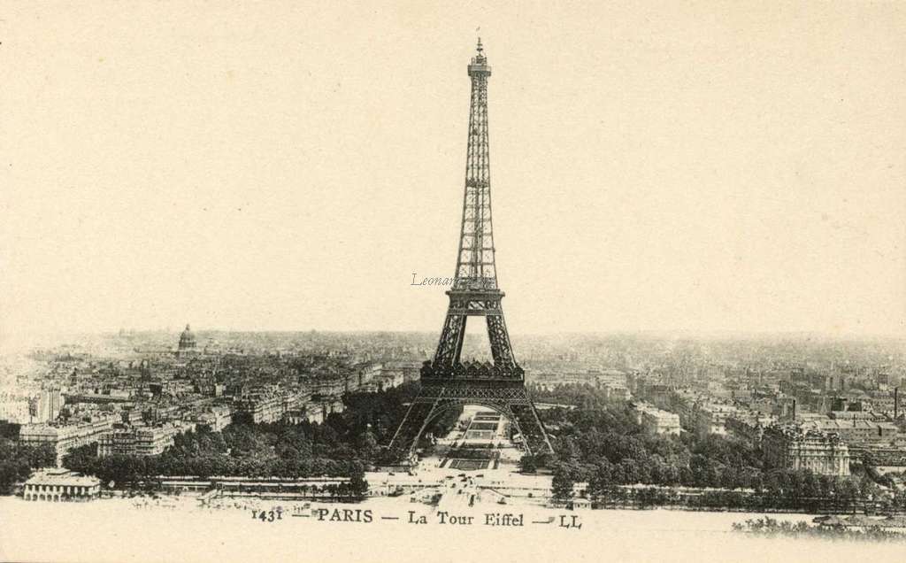 1431 - PARIS - La Tour Eiffel